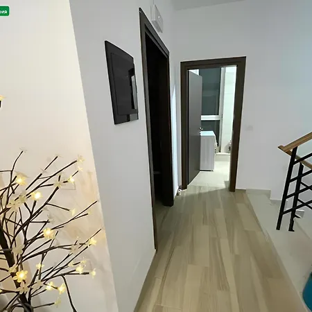 וילה Farka Luxury טיראנה