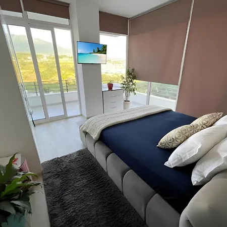Farka Luxury * טיראנה