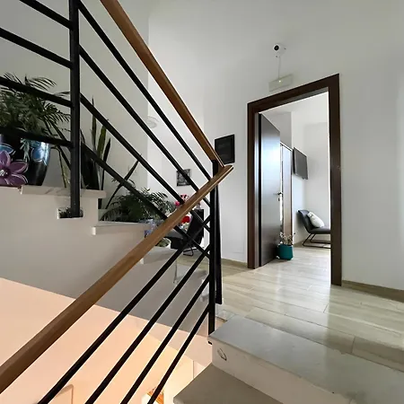 Farka Luxury * تيرانا