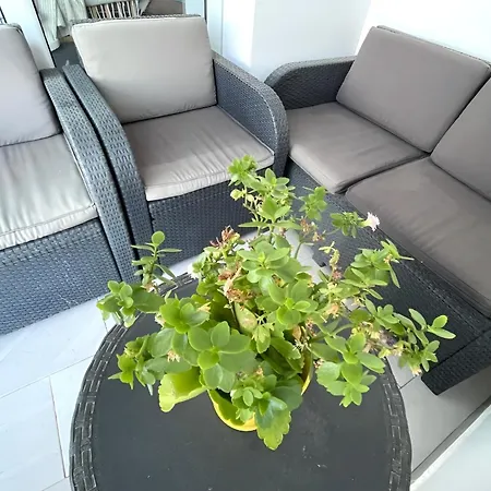 Farka Luxury וילה טיראנה